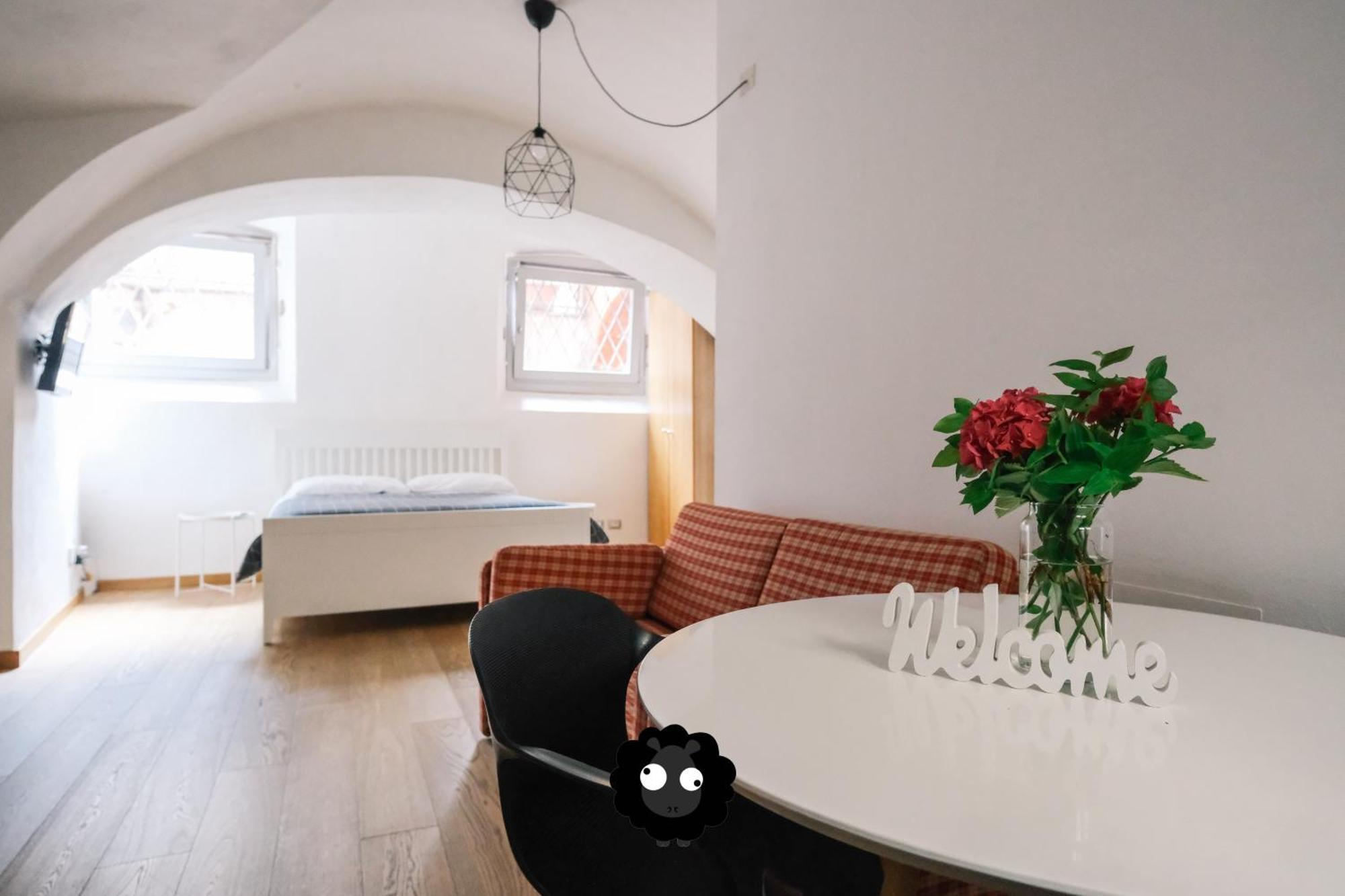 Flat Il Torrazzo XIII Secolo Apartment Alzano Lombardo Exterior photo